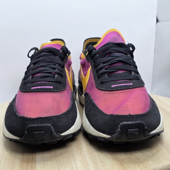 Nike Waffle One Active Fuchsia Men’s Size 10.5 Gold Black DA7995-600 - Picture 2 of 9